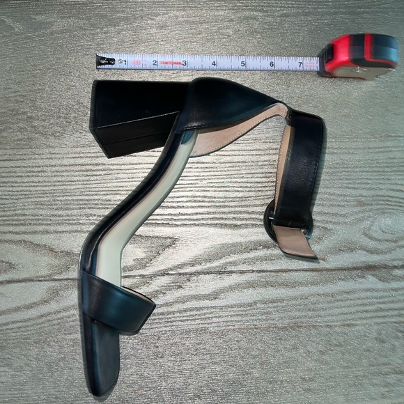 Antonio Melani Shane Heels - Picture 7 of 7